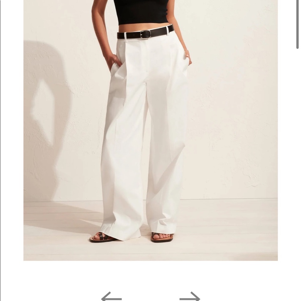 Matteau Summer Chino in White